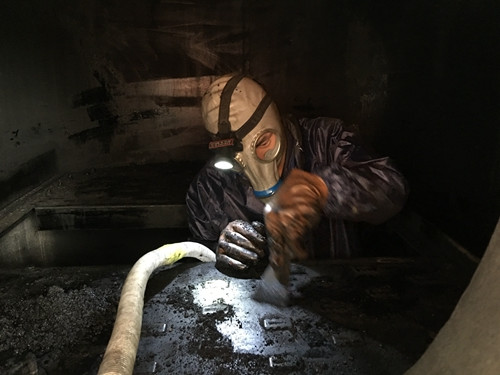 焦化過濾器清焦2.jpg 焦化過濾器清焦2.jpg